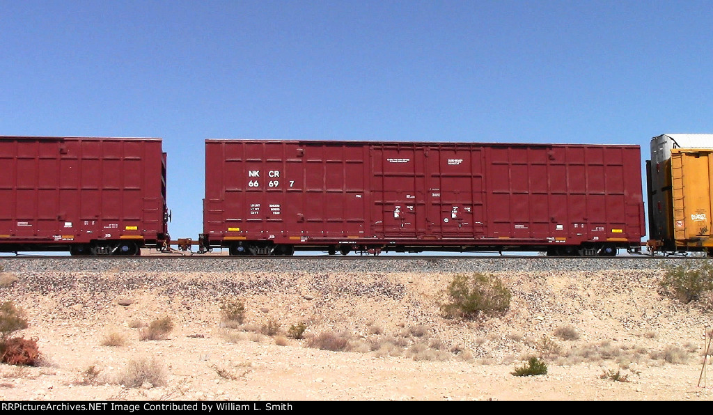 EB Manifest Frt at Erie NV W-Pshr -90